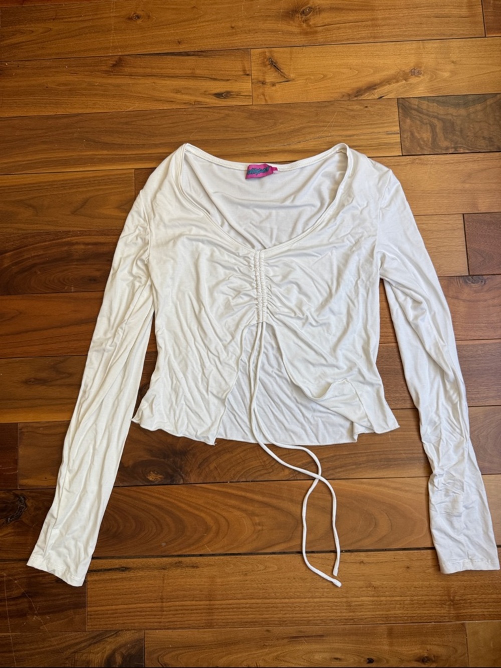 Edikted White Top - Picture 2 of 4